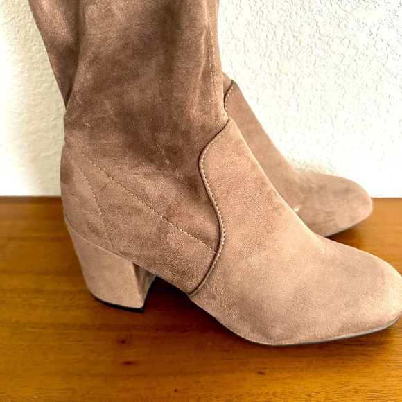 Catherine Malandrino thigh high heeled boots - Picture 2 of 7